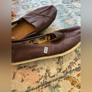 Toms Brown Shoes